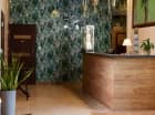 Wnętrza hotelu są eleganckie i nowoczesne
