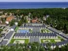 To spory kompleks nowoczesnych domków