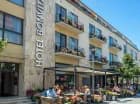 Bonvital Hotel**** jest położony w miejscowości Heviz na Węgrzech