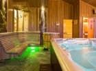 SPA obejmuje saunę fińską, infra-red oraz nowoczesne jacuzzi