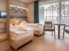 Apartament typu standard to wygodna przestrzeń z aneksem kuchennym i balkonem