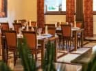 W obiekcie znajduje się klimatyczna restauracja