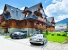 Kompleks budynków apartamentowych zlokalizowany u podnóża Góry Lipki