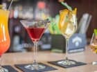 Można tu skosztować kolorowych drinków