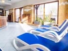 W strefie wellness oprócz basenu są też 2 sauny oraz podgrzewane leżanki
