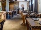 W Sienkiewiczówce mieści się stylowa sala restauracyjna