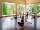 Sala fitness umożliwia uprawianie jogi