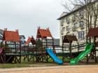 Dzieci lubią spędzać czas na placu zabaw