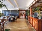 Kulinarną ofertę uzupełnia bar