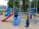 Na zewnątrz przygotowano plac zabaw dla najmłodszych