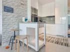 Każdy apartament posiada w pełni wyposażony aneks kuchenny