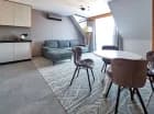 Przestronny salon apartamentu nr 11