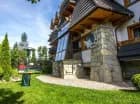 Architektura budynku nawiązuje do regionalnego stylu