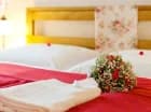 W całym obiekcie odnaleźć można motywy kwiatowe ożywiające wystrój