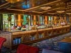 Wnętrza restauracji bufetowej Sisi
