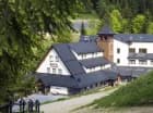 Hotel został zaprojektowany tak, by umożliwiać kontakt z naturą