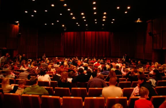 Turystyka filmowa w Polsce – gdzie kręcono słynne produkcje?