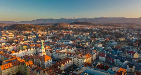 Jelenia Góra atrakcje – TOP 18 miejsc dla rodzin z dziećmi i aktywnych turystów