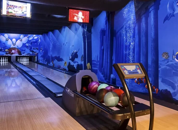 W Lemon Resort jest kręgielnia z 2 torami do gry