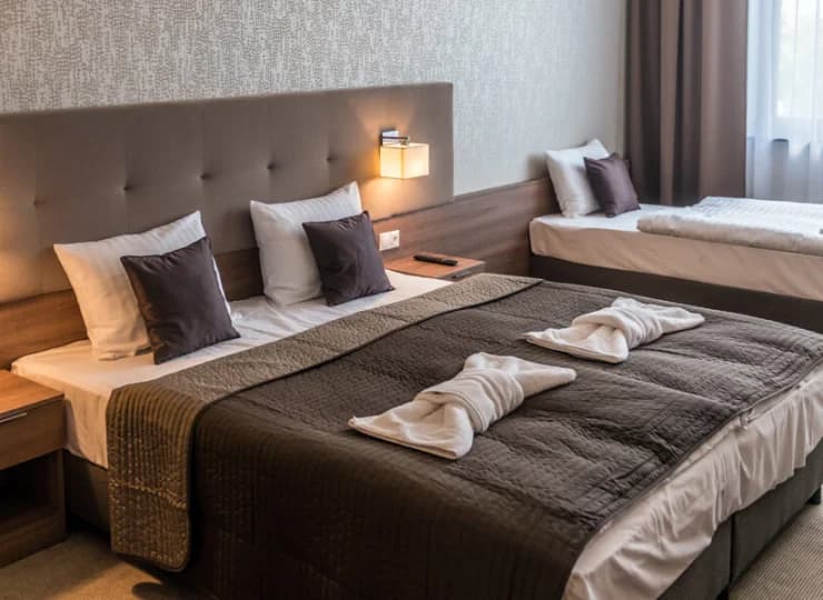 Hotel Thermalpark oferuje nowoczesne pokoje dla 2 osób oraz rodzin z dziećmi