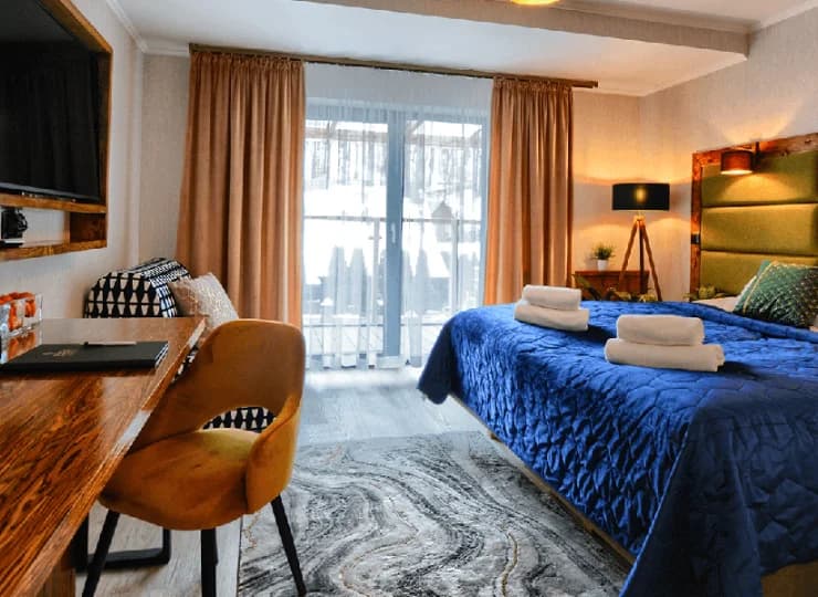 Przestronny (25 m2) pokój deluxe z dodatkową rozkładaną sofą
