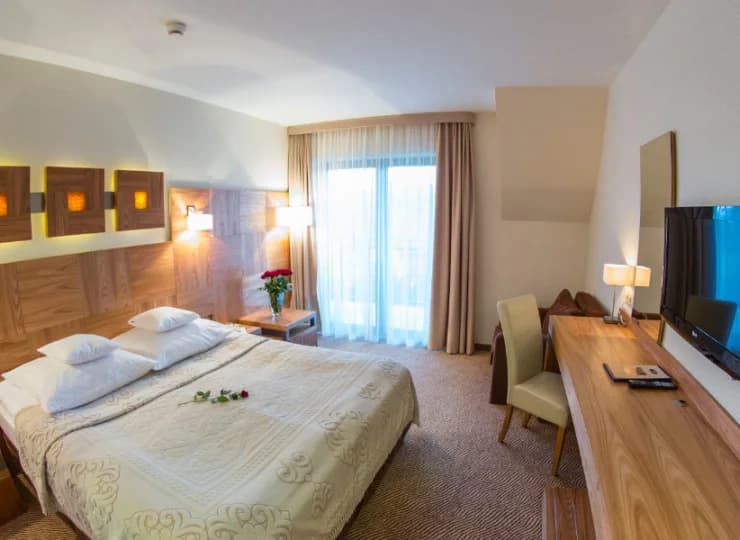 Hotel Zbójnicówka oferuje ciche i bogato wyposażone pokoje