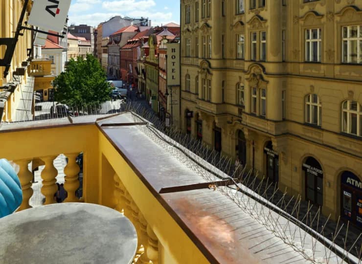 Zaledwie 250 m stąd mieści się historyczne centrum Pragi