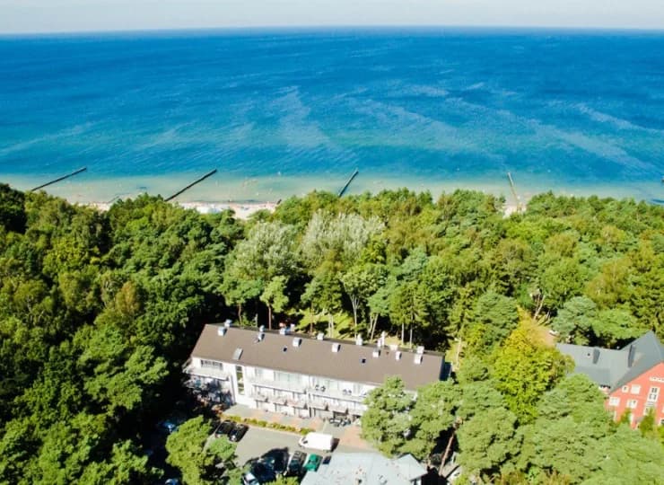 Ośrodek znajduje się zaledwie 50 metrów od plaży nad Bałtykiem