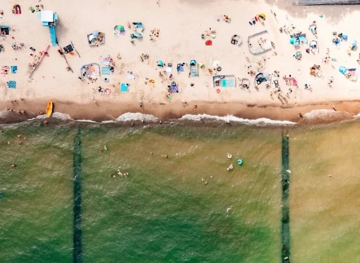 Pobliska plaża w Sarbinowie
