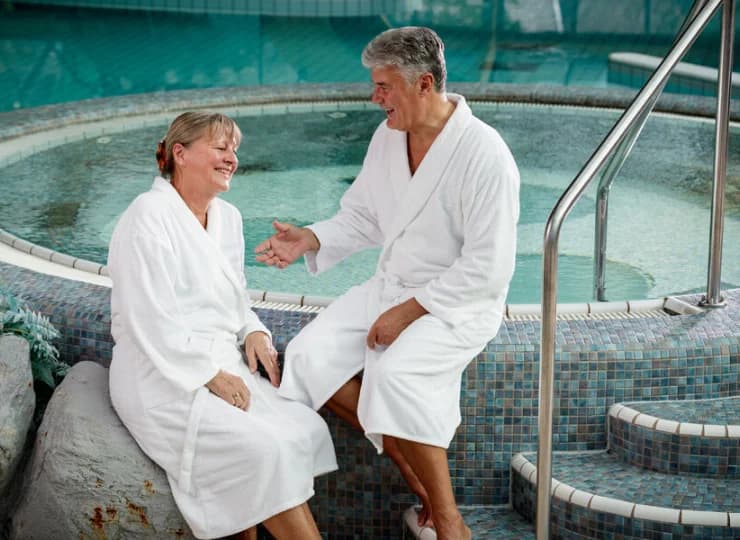 Hotel sprawdza się na relaksujący pobyt gości w różnym wieku