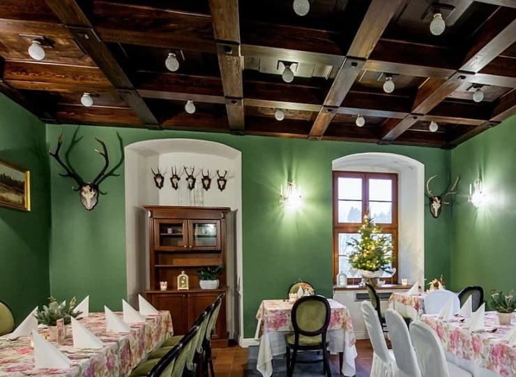 Sala myśliwska w restauracji