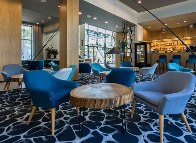 Lobby bar