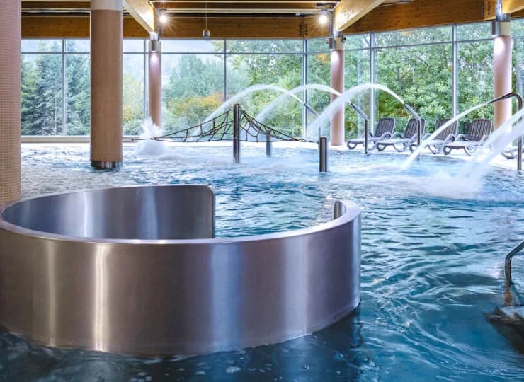 Hotel w Sudetach z atrakcyjnym parkiem wodnym oraz strefą rehabilitacyjną