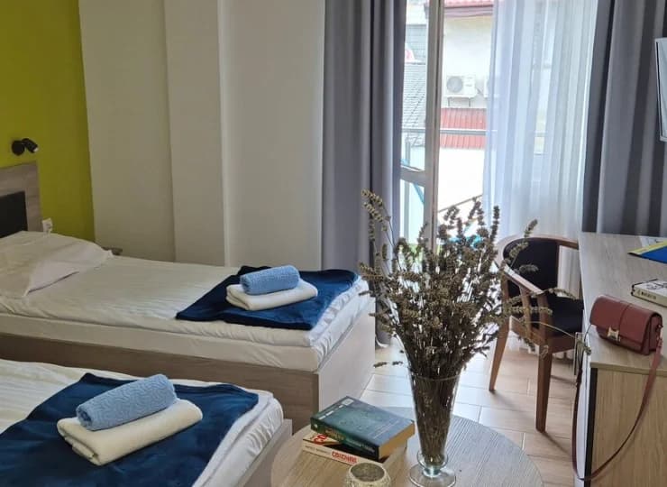 W każdym pokoju jest balkon