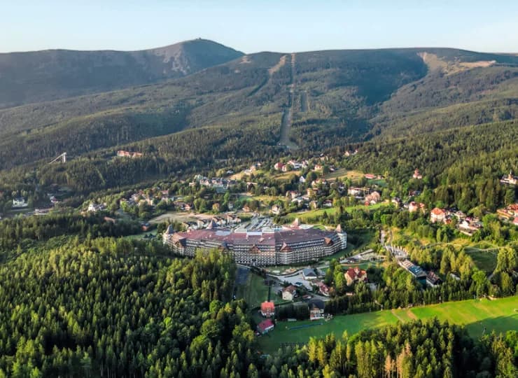 Hotel w Karkonoszach z basenami