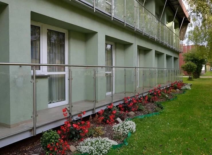Ośrodek otacza zadbany ogród