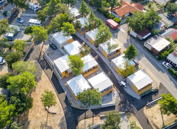 Elements Camping Selce położone są na wybrzeżu