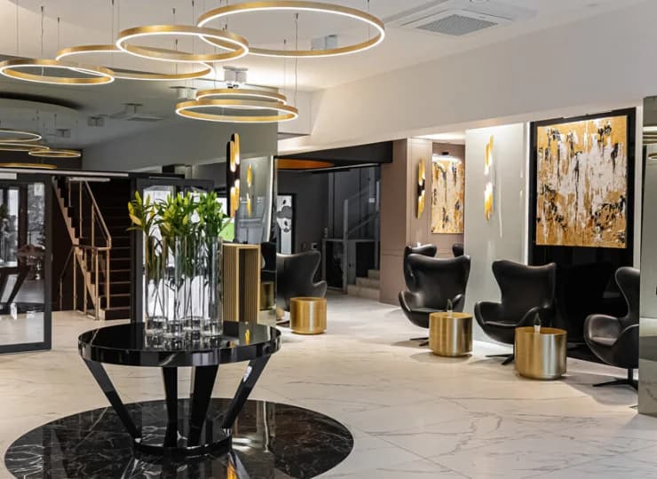 Trofana to elegancki hotel 4* z basenem nad morzem