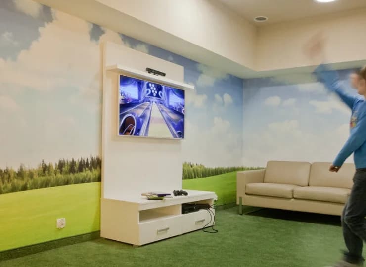 Dla trochę większych małych Gości przygotowano salkę z konsolą XBOX