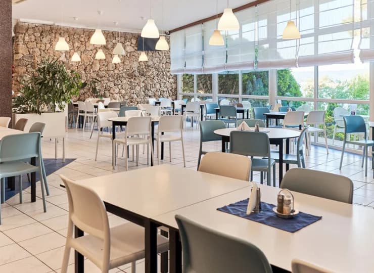 Sagitta all inclusive holiday resort ma przestronną restaurację bufetową
