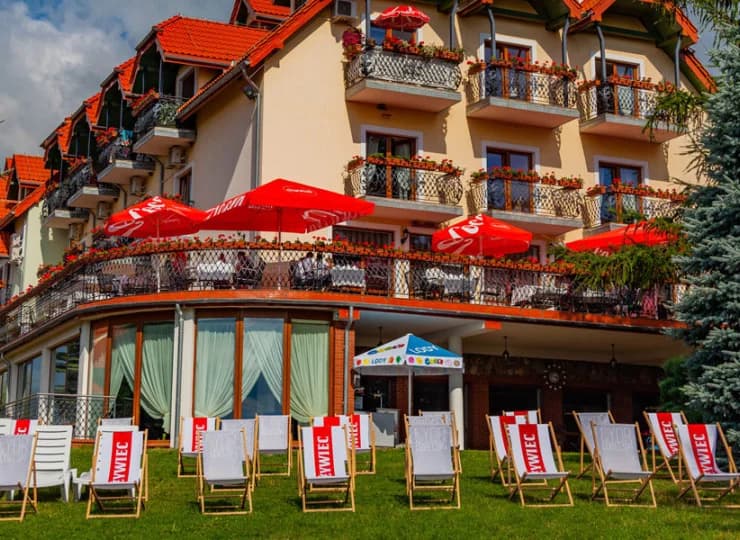 Wokół hotelu znajdują się miejsca do relaksu