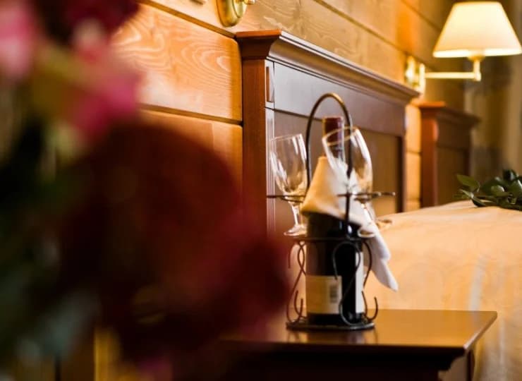 Na życzenie gości hotel zorganizuje romantyczne dekoracje pokoju