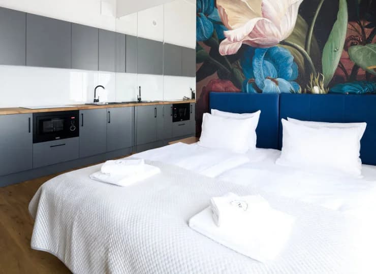 Apartamenty są nowocześnie i elegancko urządzone