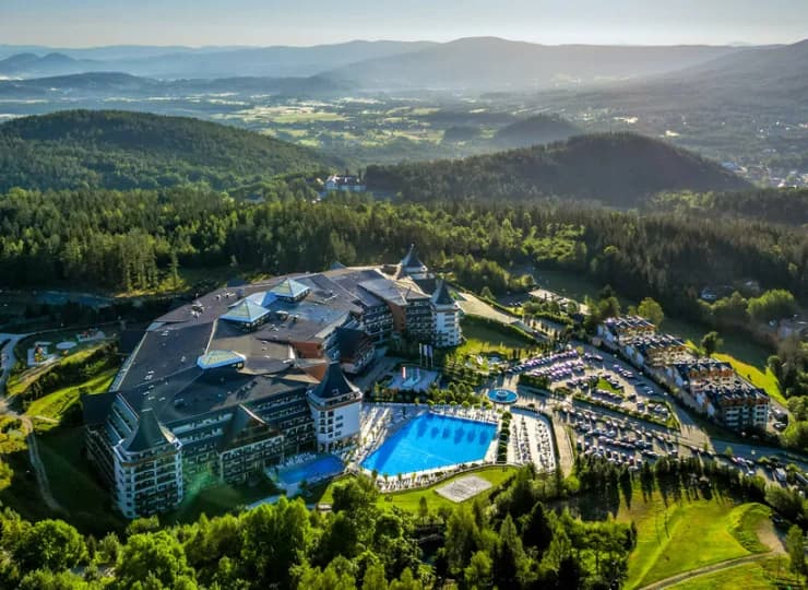 To hotel w spokojnej części Karpacza, z bezpośrednim kontaktem z górską naturą