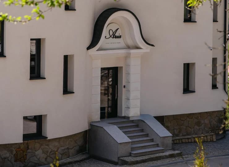Zabytkowy budynek z lat 30. został całkowicie odnowiony