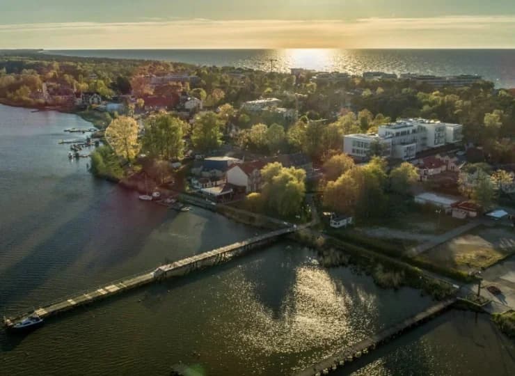 Obiekt znajduje się jedynie 100 metrów od plaży