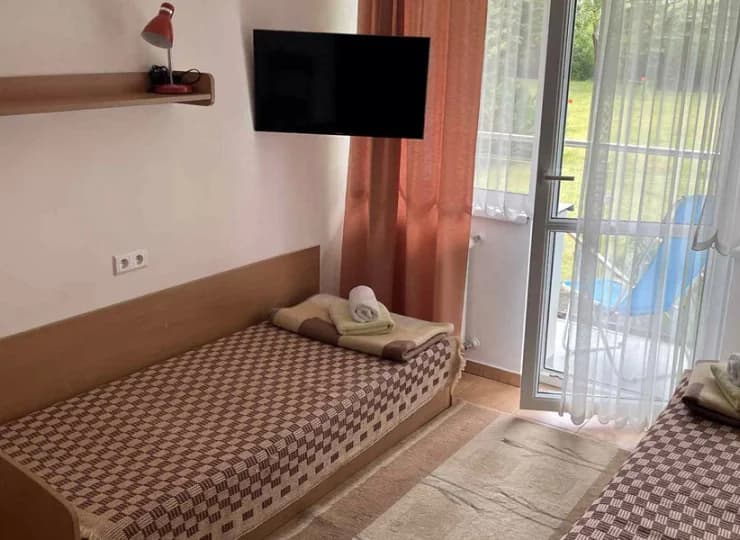 Pokój economy także ma wyjście na balkon