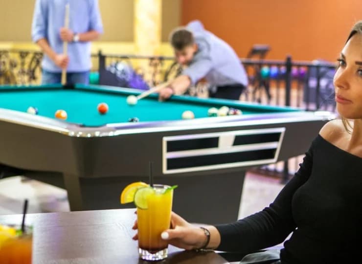Można tutaj także zagrać w bilard i tenis stołowy
