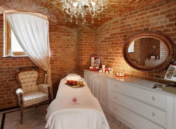 W ofercie liczne zabiegi pielęgnacyjne, masaże, pakiety Day SPA