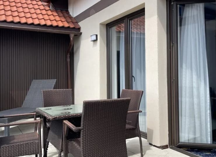 W 2-pokojowym apartamencie lux jest duży balkon (aż 20 m2)